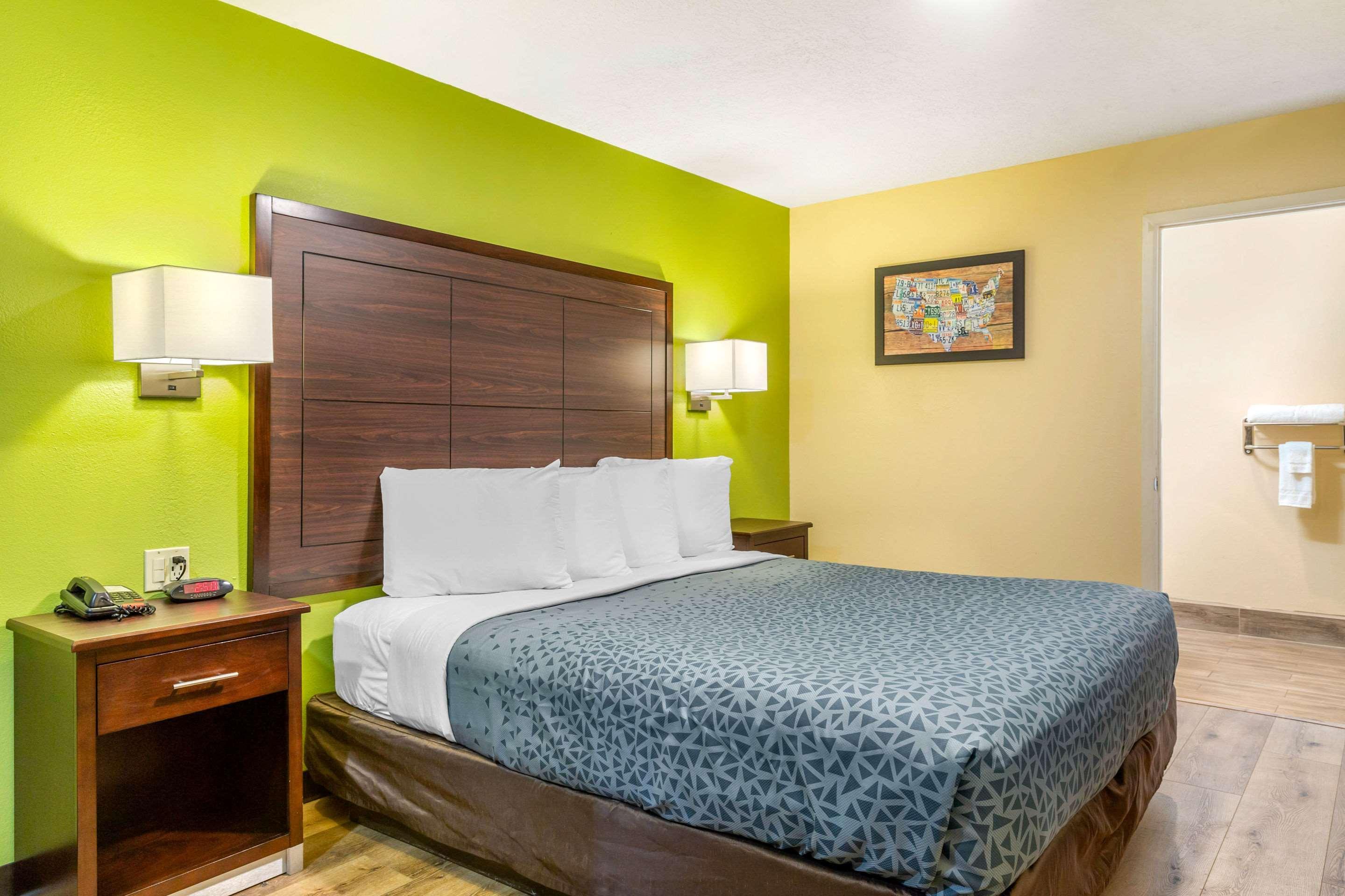 Econo Lodge West - Coors Blvd Albuquerque Exterior foto
