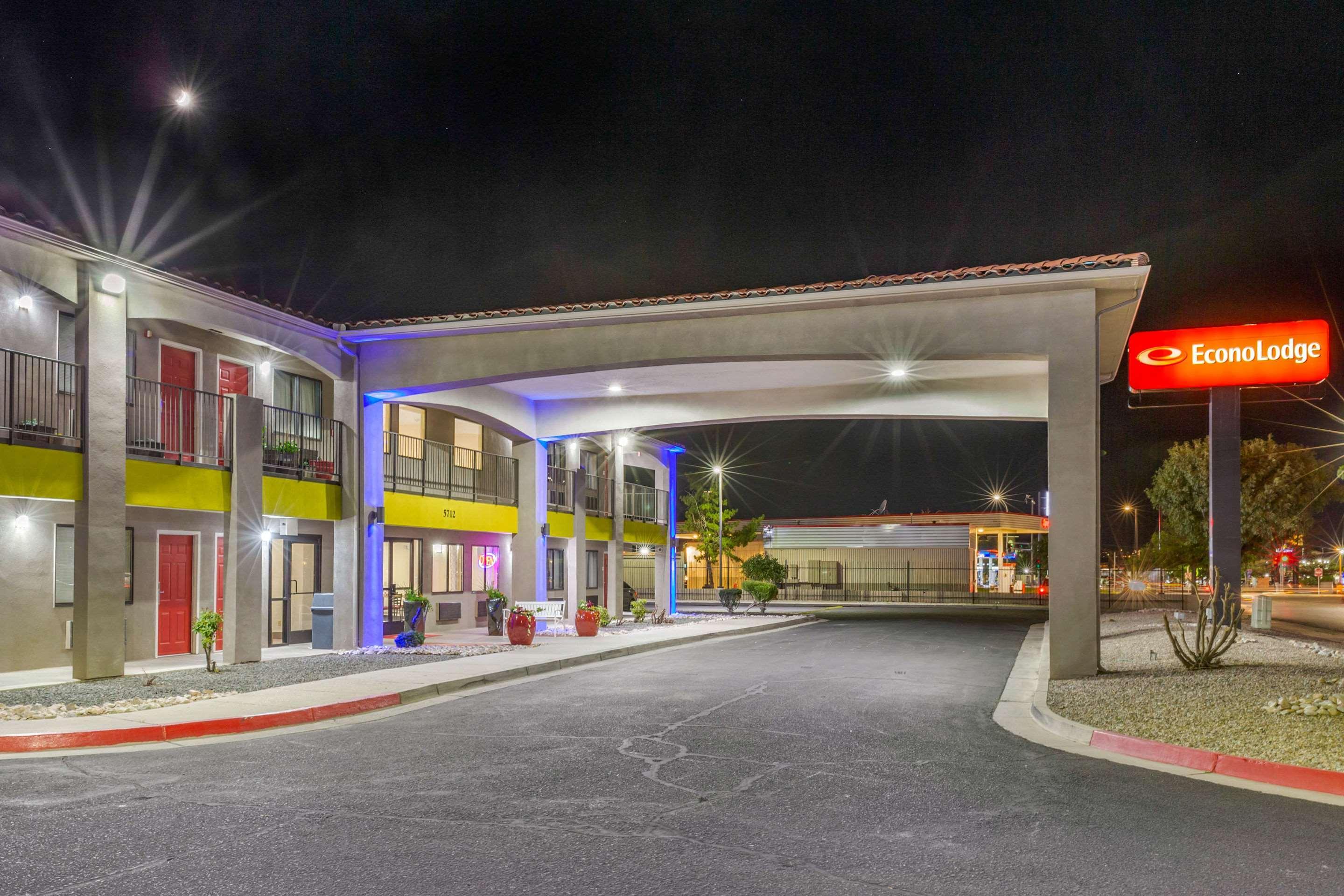 Econo Lodge West - Coors Blvd Albuquerque Exterior foto