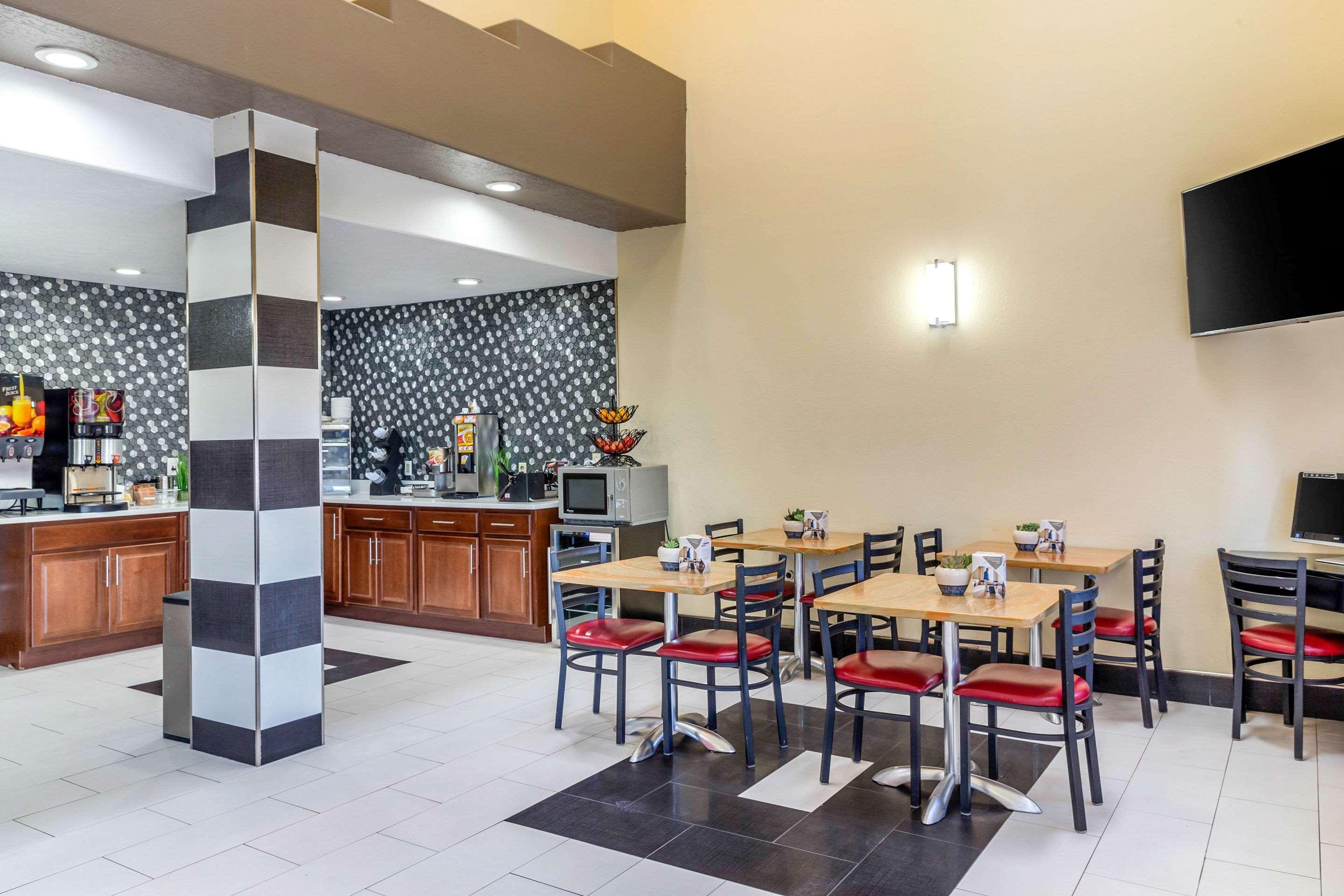 Econo Lodge West - Coors Blvd Albuquerque Exterior foto